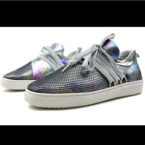 NEW Madden Girl Prancer Meta Metallic Sneakers 6